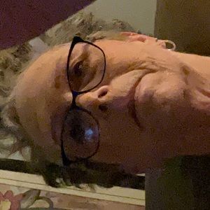 Meet your Posher, Deborah